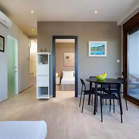 Victoria Suites 公寓式酒店 萨索斯